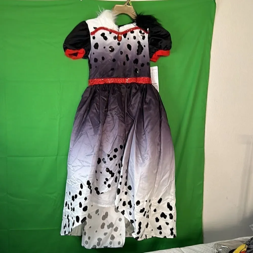 Disguise nwt disney